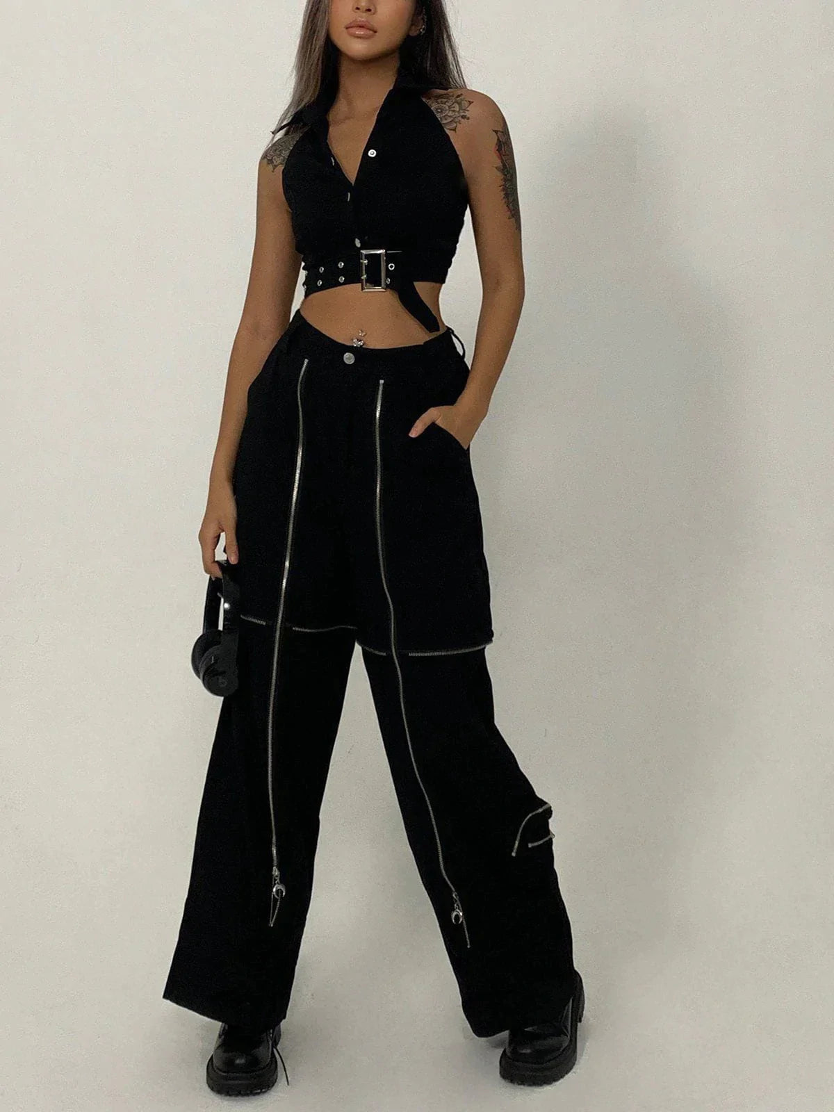 Dynamic Zipper Loose Pants Youthful & Sleek Streetwear