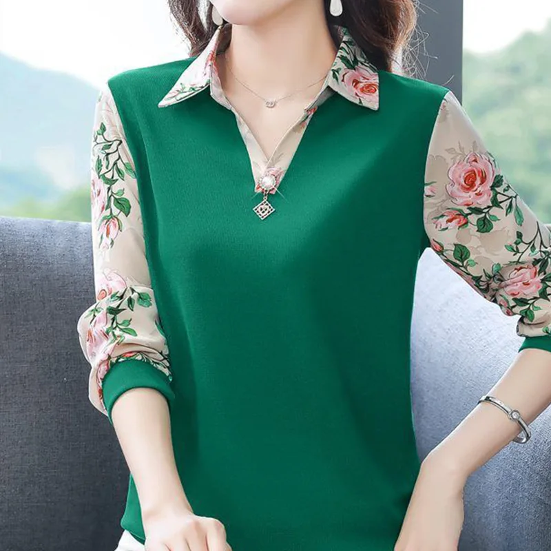 Summer Chic Korean Style Embroidery V-Neck Long Sleeve Top