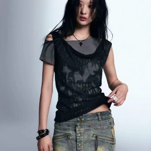 Gothic Top: Y2K Fashion Meets Coquette Aesthetic for Trendy Spring & Summer Outfits