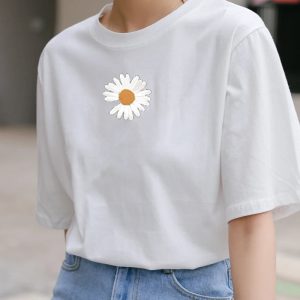 Y2K Fashion Cottagecore Daisy Crop Tee - Perfect for Spring Outfits & Casual Looks