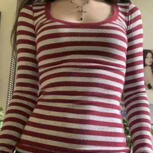 Y2K Fashion Street Stripe Long Sleeves Tee - Perfect for Casual Outfits & Spring Style