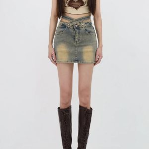 Y2K Grunge Denim Cross Belt Mini Skort - Trendy Summer & Spring Outfit Idea