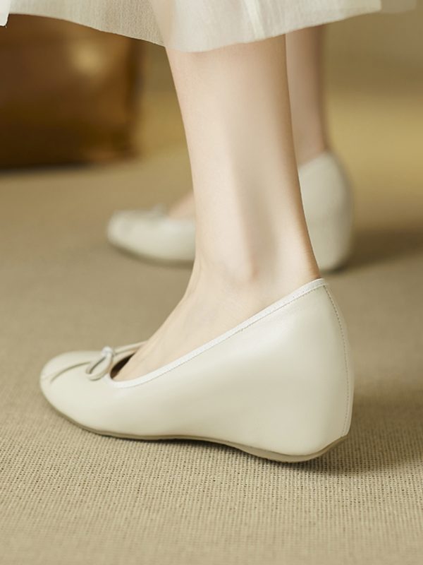2025 New Spring Summer Women's Red Wedge Heels - First Layer Cowhide, Height-Increasing Shallow Mouth Design
