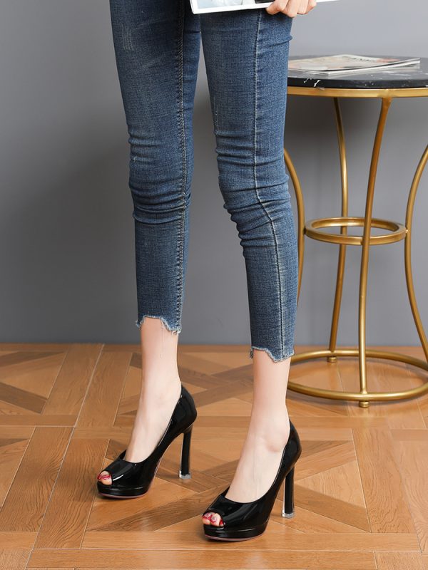 2025 New Style Peep-Toe Patent Leather Sexy Nude High Heels for Women, Waterproof Platform, Thin Heels, Versatile Black Flats