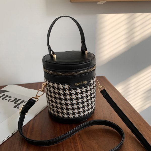 2025 Summer Mini Crossbody Bucket Bag for Women - High-End Instagram Aesthetic Small Handbag