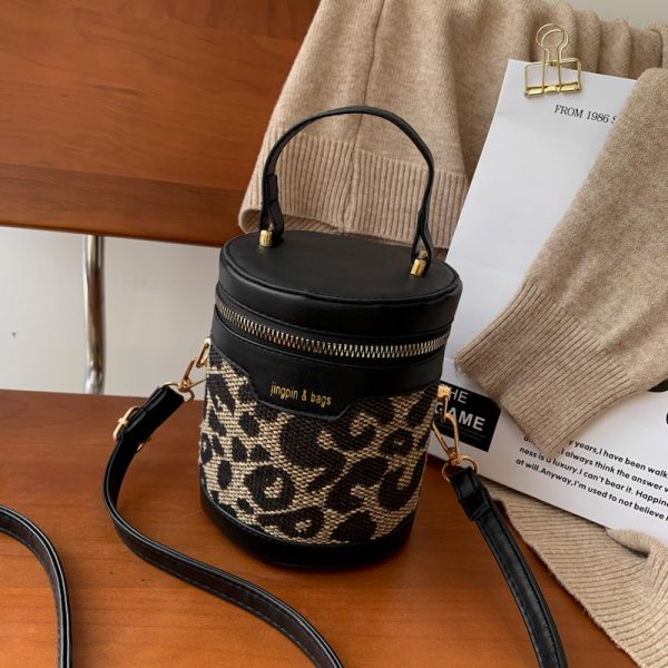 2025 Summer Mini Crossbody Bucket Bag for Women - High-End Instagram Aesthetic Small Handbag