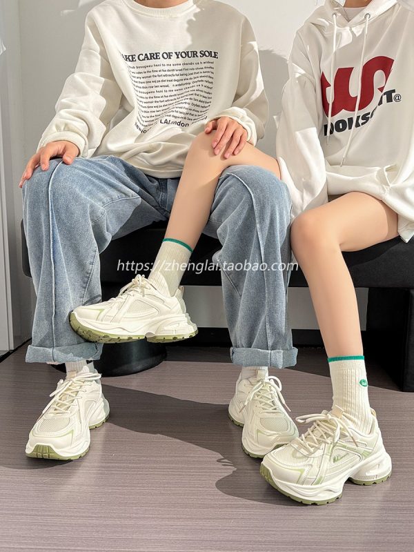 2025 Summer Unisex Height-Increasing Mesh Sports Shoes - Breathable White Dad Sneakers for Couples