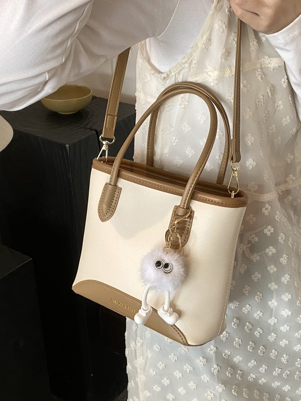 2025 Summer Versatile Water-Resistant Commuter Tote Bag - Fashionable Bucket Crossbody Bag for Women