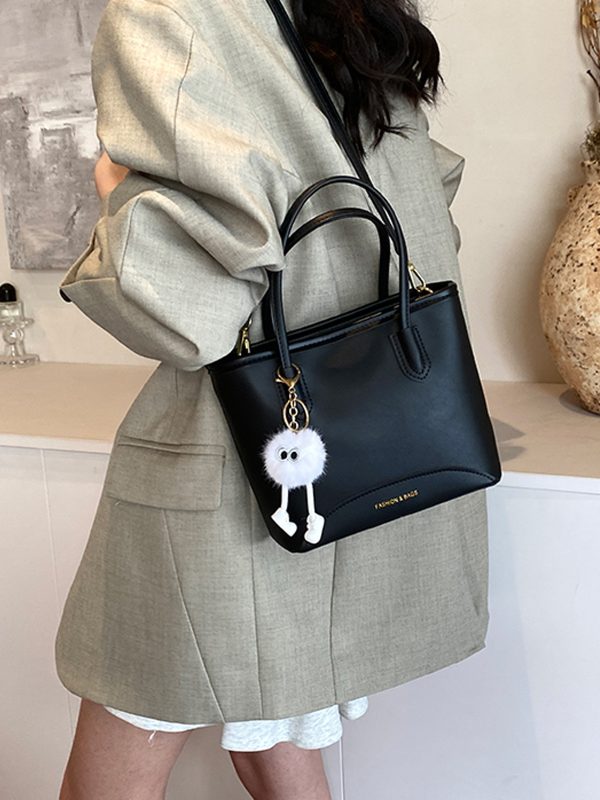 2025 Summer Versatile Water-Resistant Commuter Tote Bag - Fashionable Bucket Crossbody Bag for Women