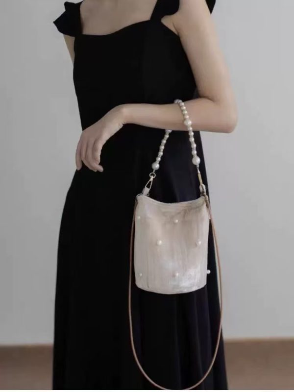 2025 Women's Chinese-Style High-End Pearl Velvet Bucket Bag - Niche Design Shoulder Crossbody Bag