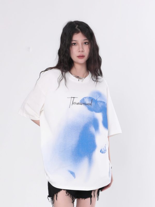 Abstract Butterfly Graphic Short Sleeve T-Shirt for Women - Trendy Hip-Hop Loose Fit Tee Inspired by Nature and Niche Designs