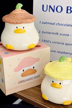 Adorable Yellow Duck Ceramic Mug with Lid â€“ Cute Fun Water Cup for Girls, Perfect Gift for Animal Lovers and Home Decor