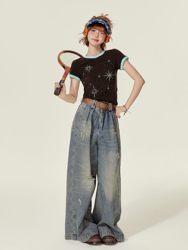American Retro Brown Round Neck Short Sleeve T-Shirt for Women - Rhinestone Slim Fit Summer Top, 90s Inspired Fashion