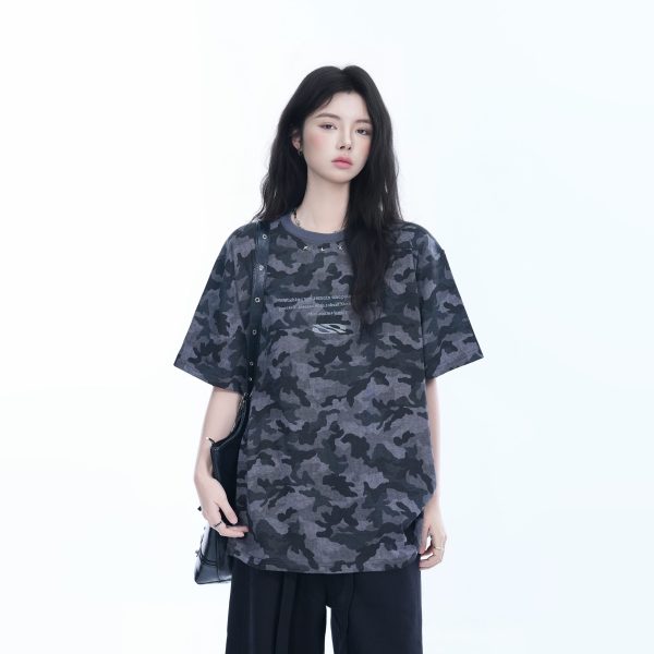 American Retro Camouflage Oversized Short Sleeve T-Shirt for Women - Summer Loose Fit Tee with Graphic Design