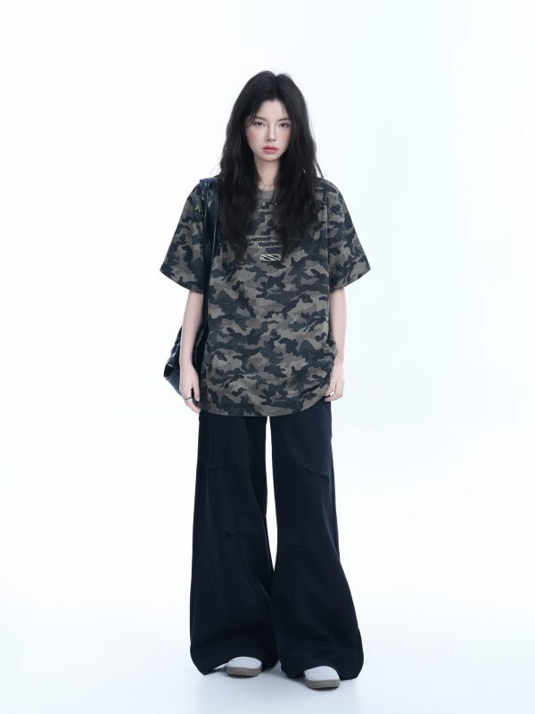 American Retro Camouflage Oversized Short Sleeve T-Shirt for Women - Summer Loose Fit Tee with Graphic Design
