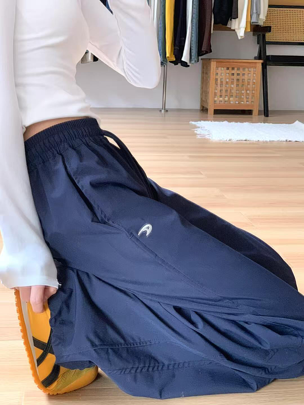 American Retro Dark Blue Wide-Leg Cargo Pants for Women - Casual Straight-Leg Sports Trousers with Drawstring, Floor-Length for Spring Autumn
