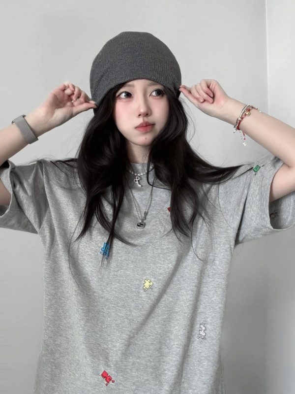 American Retro Embroidered Puzzle Graphic Short Sleeve T-Shirt for Women - Trendy Summer Couple Top, High-End Fashion