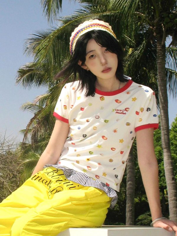 American Retro Fruit Print Color-Block Short Sleeve T-Shirt for Women - Slim Fit Round Neck College Style Summer Top