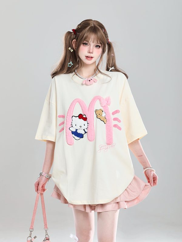 American Retro Hello Kitty Embroidered Short Sleeve T-Shirt for Women - Casual Summer Top with Vintage 90s Style