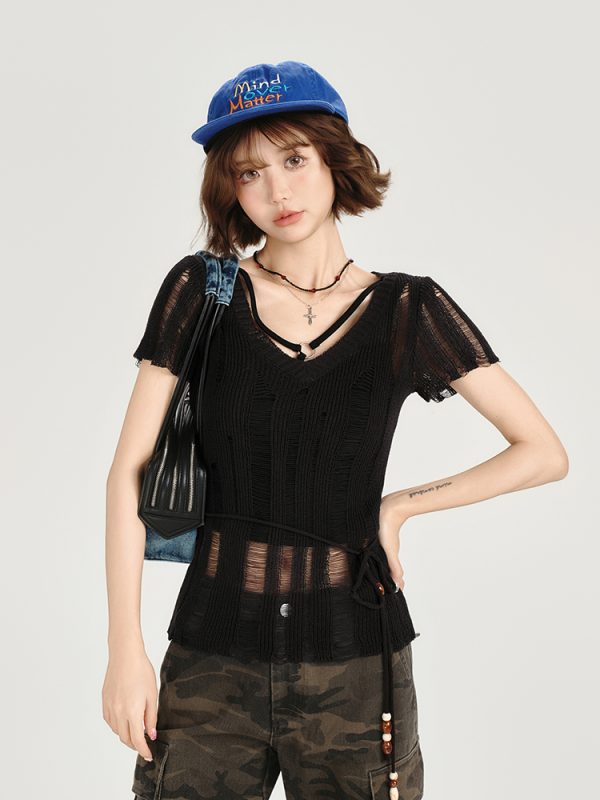 American Retro Hollowed-Out Ripped Short-Sleeve Cover-Up for Women - Slim-Fit Summer Top in Girly Style