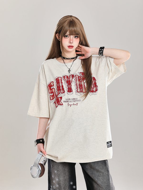 American Retro Letter Embroidery Short Sleeve T-Shirt for Women - Stylish Loose Fit College Casual Top for Summer 2025