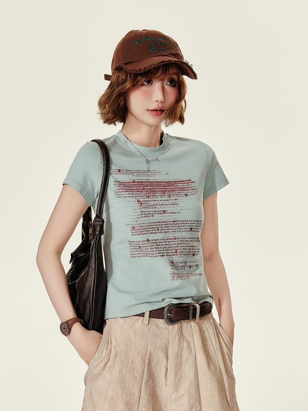 American Retro Letter Print Short Sleeve T-Shirt for Women â€“ Slim Fit Summer Top in Girly Style