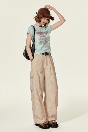 American Retro Letter Print Short Sleeve T-Shirt for Women â€“ Slim Fit Summer Top in Girly Style