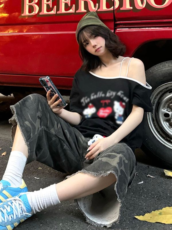 American Retro Off-Shoulder T-Shirt for Women, Summer Hello Kitty Printed Loose Color-Blocking Short Sleeve Top