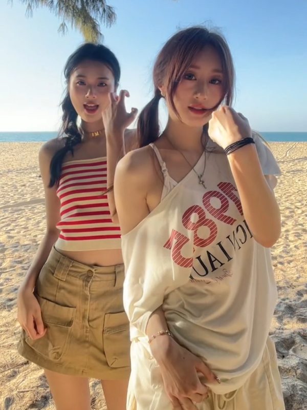 American Retro Off-Shoulder T-Shirt for Women, Summer Letter Print, Oversized Loose Short Sleeve, Trendy Y2K Shoulder-Baring Top