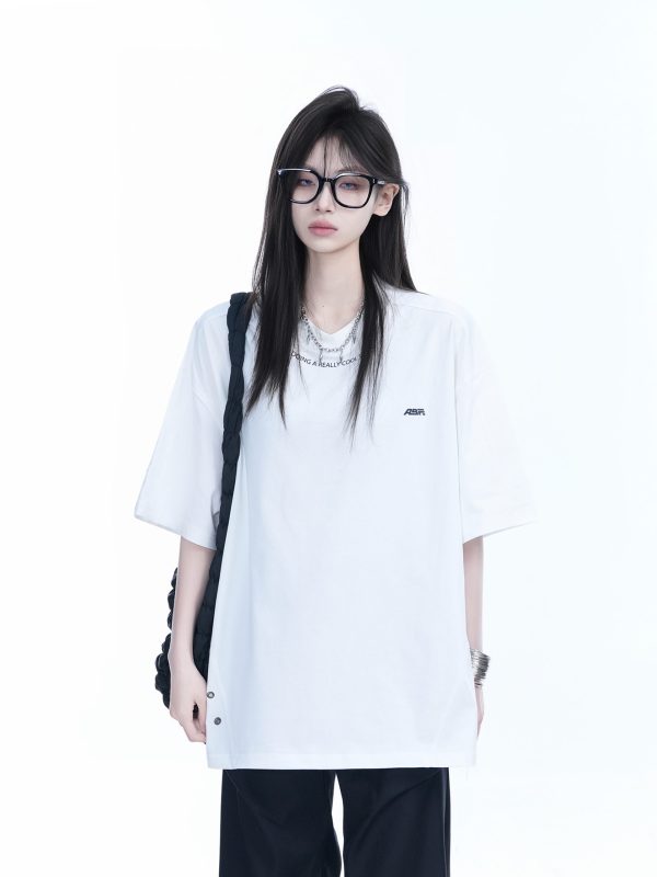 American Retro Oversized White Short Sleeve T-Shirt for Women - Summer Casual Loose Fit with Sit and Eat Until the Mountains Are Empty Design