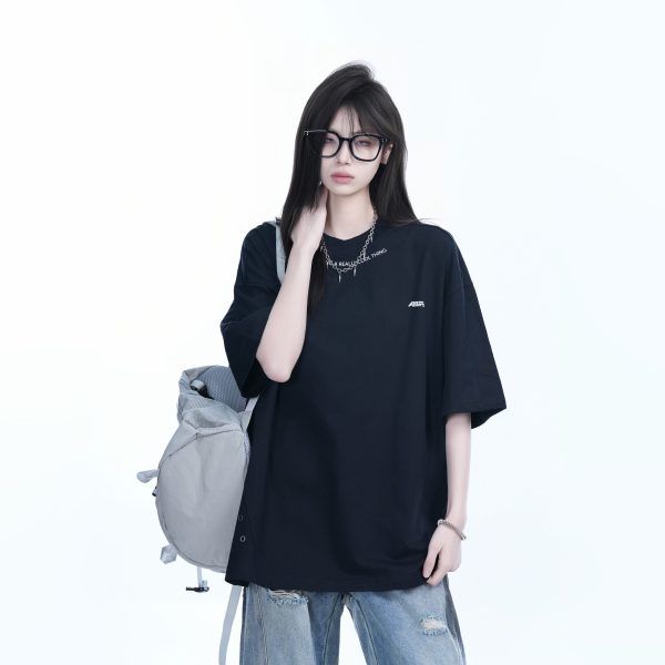 American Retro Oversized White Short Sleeve T-Shirt for Women - Summer Casual Loose Fit with Sit and Eat Until the Mountains Are Empty Design