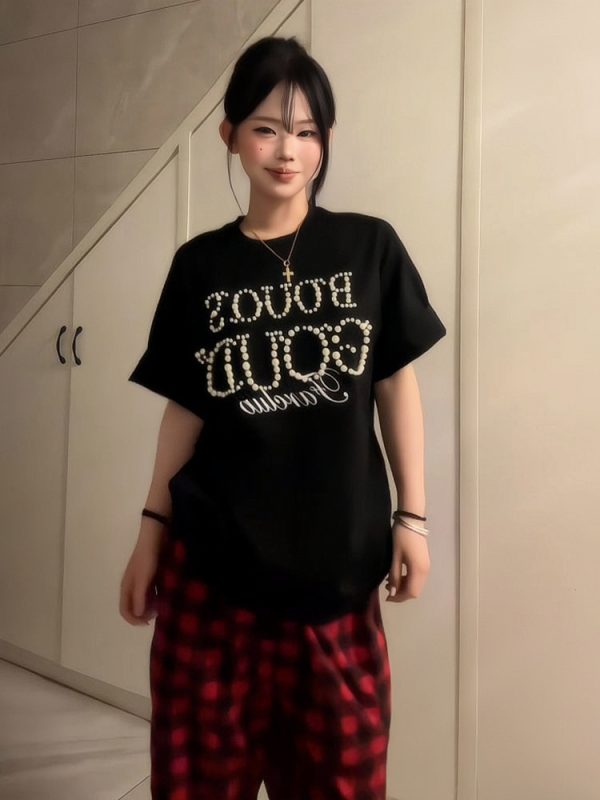 American Retro Pearl Studded Black Oversized T-Shirt for Women - Summer Short Sleeve Loose Fit Trendy Top
