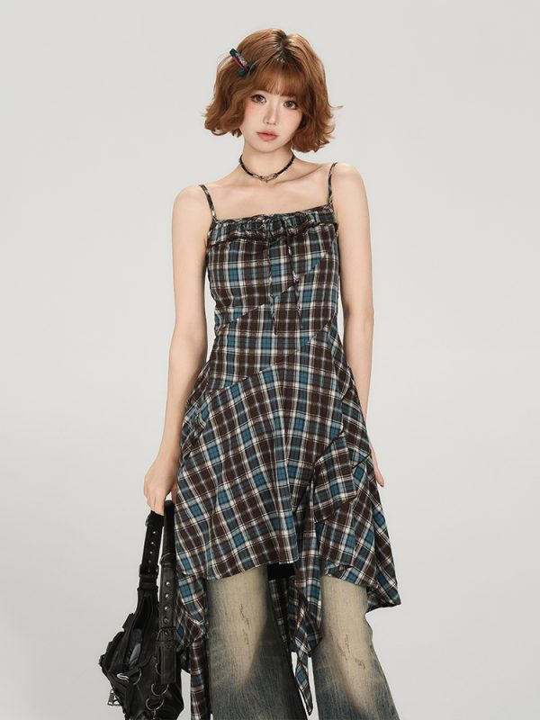 American Retro Plaid Spaghetti Strap Dress for Women - Fitted Summer Style, Cute Girly Design, Perfect for Y2K Fashion Lovers