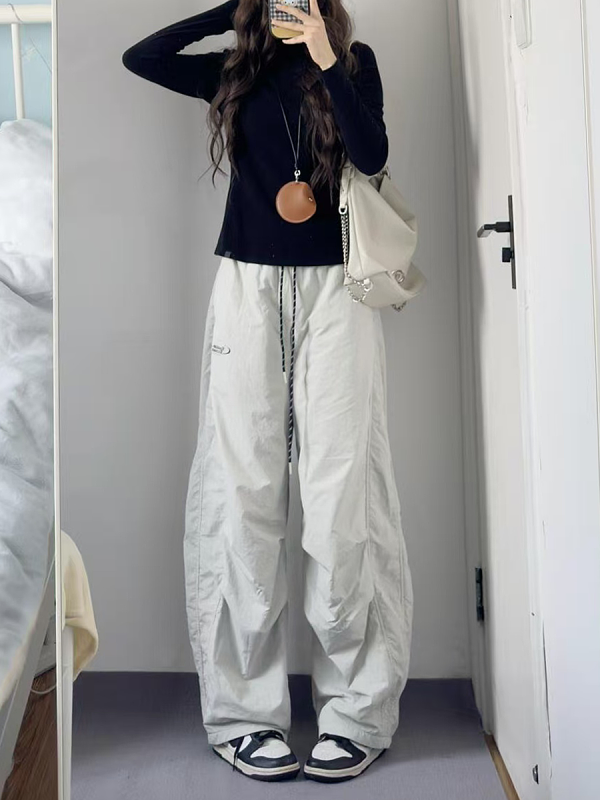 American Retro Pleated Cargo Pants for Men and Women - Loose Wide-Leg Parachute Pants with Elastic Waist and Drawstring, Trendy Sports Dance Style