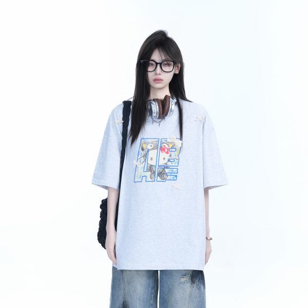 American Retro Style Black Short-Sleeve T-Shirt for Women with Kitty Cat Graffiti, Loose Round Neck, Y2K Vibe, Casual Fashion Top
