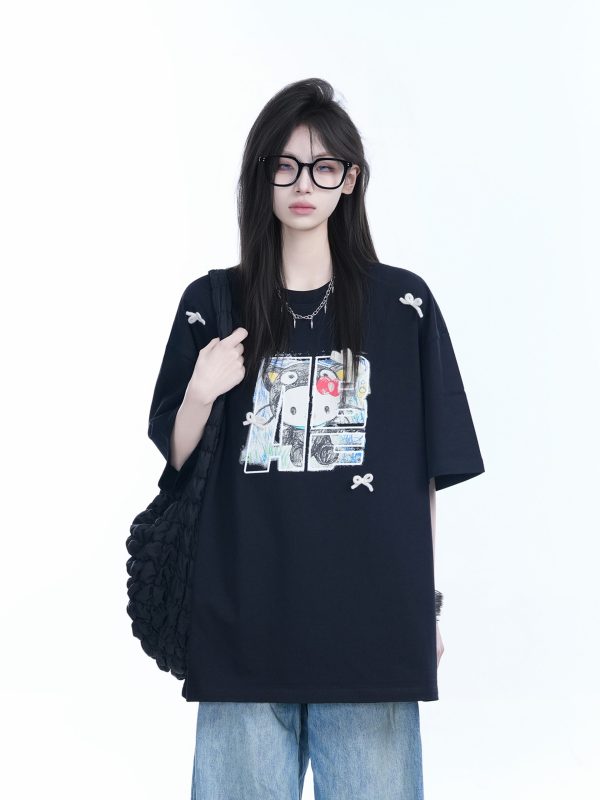 American Retro Style Black Short-Sleeve T-Shirt for Women with Kitty Cat Graffiti, Loose Round Neck, Y2K Vibe, Casual Fashion Top