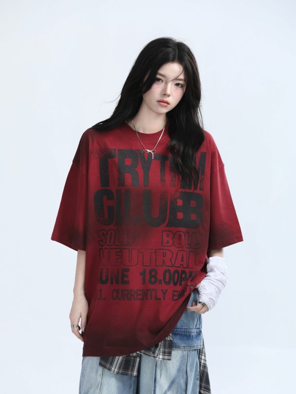 American Retro Tie-Dye Red Short Sleeve T-Shirt for Women - Heavy-Duty Loose Fit Summer Tee with Mountain Graphic Design