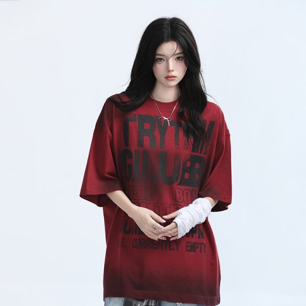 American Retro Tie-Dye Red Short Sleeve T-Shirt for Women - Heavy-Duty Loose Fit Summer Tee with Mountain Graphic Design