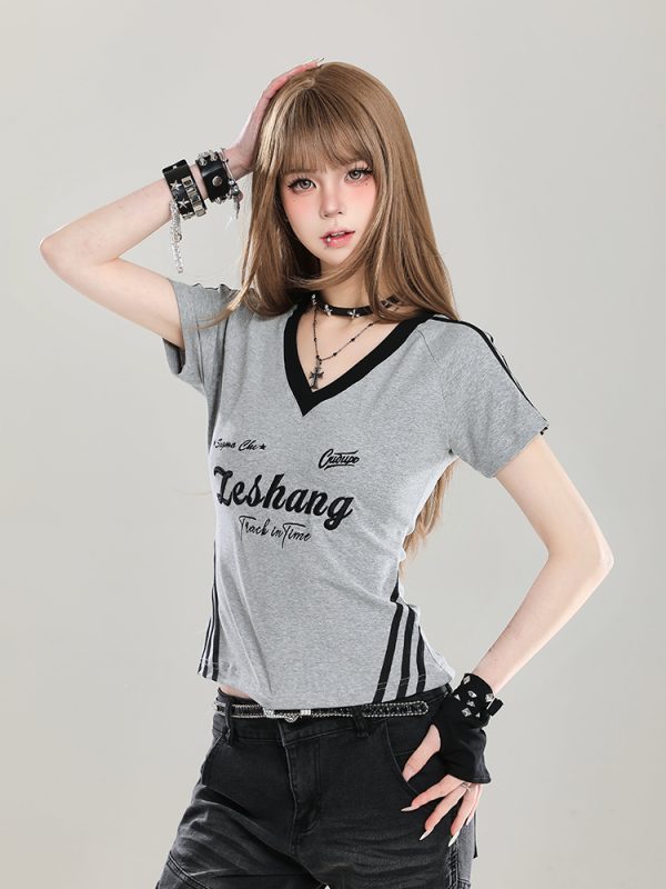 American Retro V-Neck Short Sleeve T-Shirt for Women - Summer Slim Fit Top, Unique Design, Trendy Spicy Girl Style