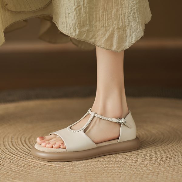 Artistic Retro College Style Women's Genuine Leather Sandals - Casual Thick-Soled Height-Increasing Beach Shoes
