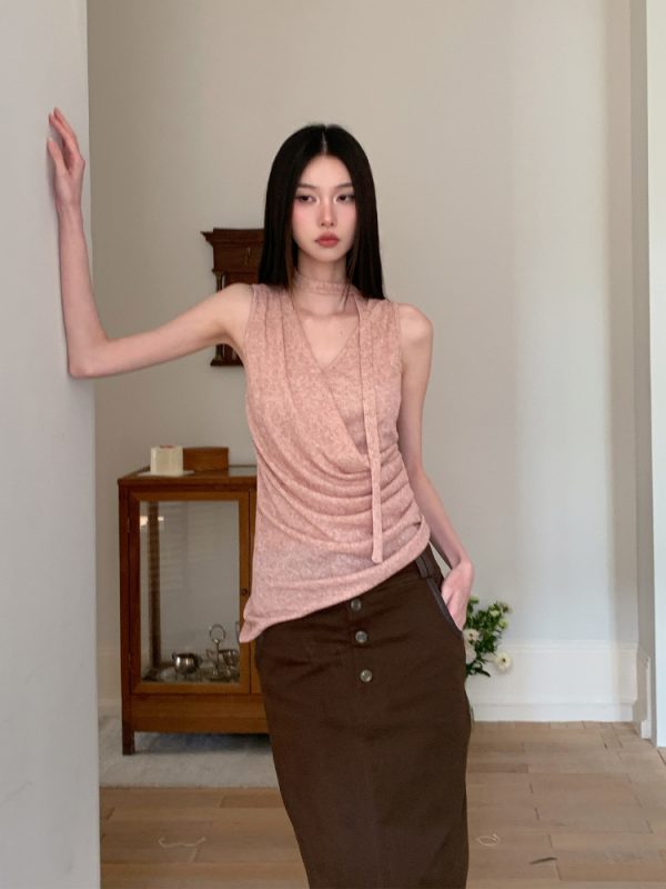 Asymmetrical Hem Pleated Halter Top - Flowy Summer Design with Side Waist Detail