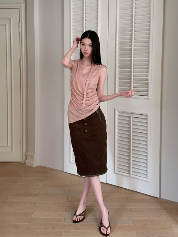 Asymmetrical Hem Pleated Halter Top - Flowy Summer Design with Side Waist Detail