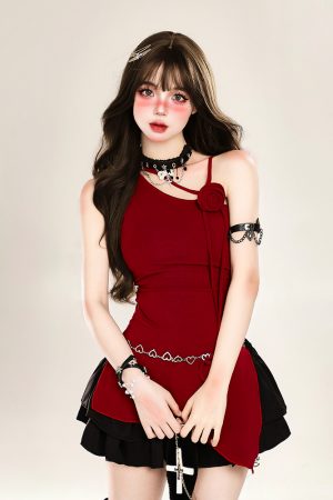 Asymmetrical Off-Shoulder Sleeveless T-Shirt for Women - Irregular Red Slim Fit Top, Y2K Summer Style