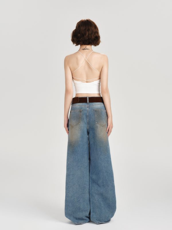 Backless American Retro Camisole for Women - Summer Style with Built-In Padding, Short Inner Top, Chic and Girly Design