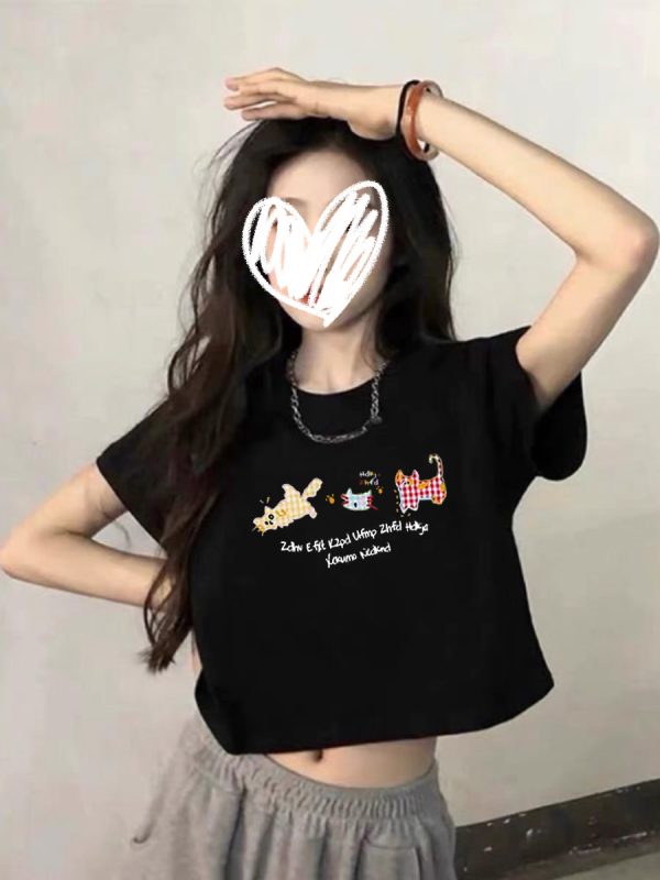 Black Cropped Short-Sleeve T-Shirt for Women - Youthful Summer Style for Petite Students and Big Kids, Cool and Trendy Fashion