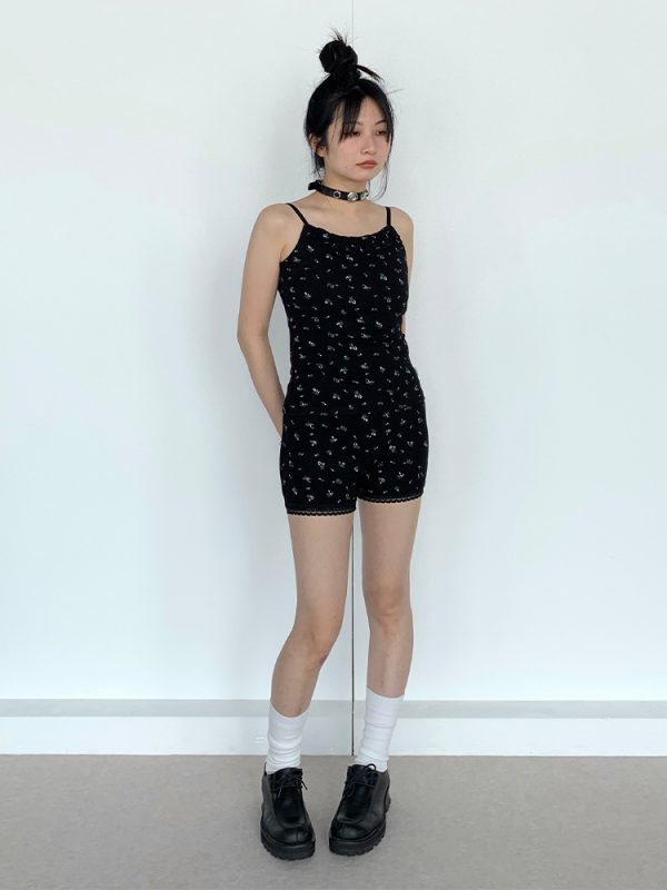 Black Floral Casual Shorts with Lace Details - Elastic Fabric Hot Pants for Home and Summer Wear