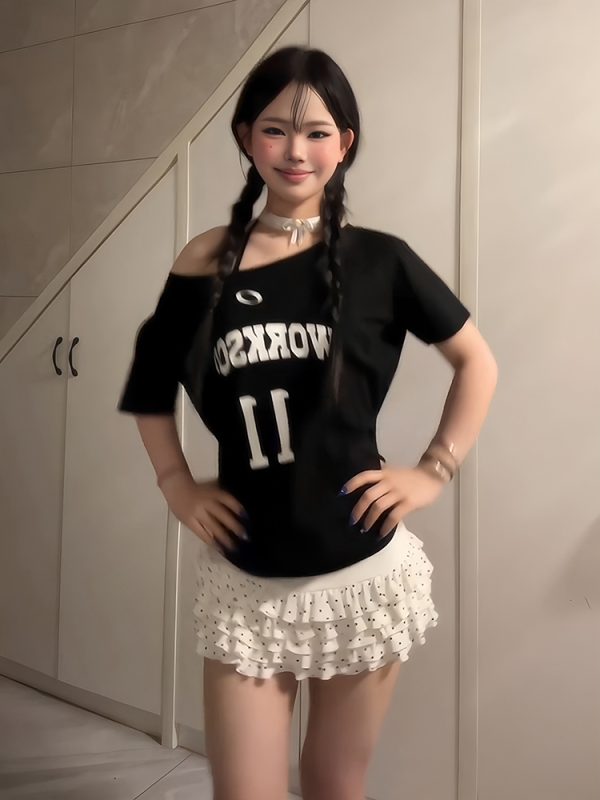 Black Off-Shoulder Short Sleeve Women's T-Shirt - Casual Loose Fit Summer Top with Letter Print - Sexy American Style Fashion