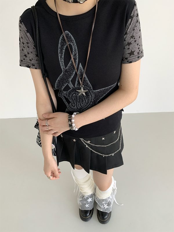 Black Star-Shaped Rivet Pleated Midi Skirt with Layered Design and Versatile Black Strap - Y2K Fashion Essential