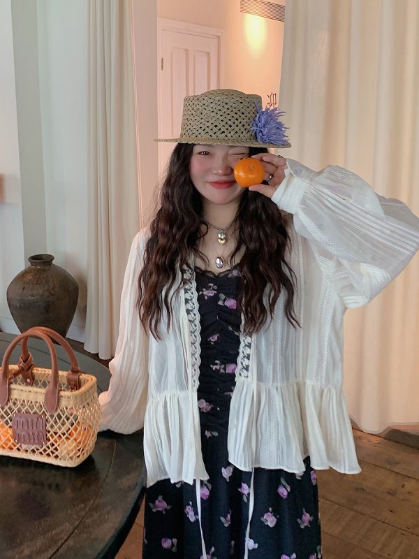 Breathable Long Sleeve Lace Blouse for Women - Summer 2025 Thin Shirt Jacket, Niche Design, Perfect for 90s and Y2K Fashion
