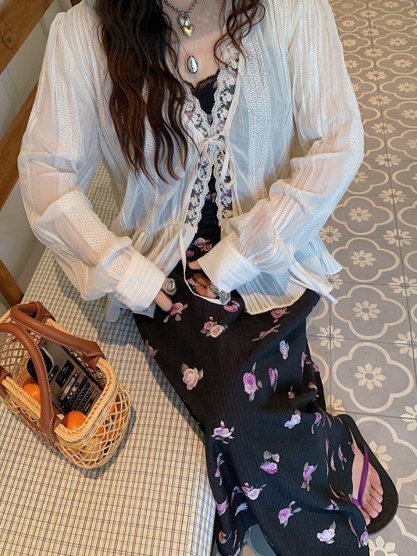 Breathable Long Sleeve Lace Blouse for Women - Summer 2025 Thin Shirt Jacket, Niche Design, Perfect for 90s and Y2K Fashion
